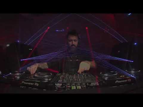 Dimi Angélis at E25 in Quarantine / Warehouse Elementenstraat Amsterdam