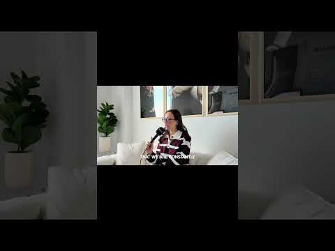 Video by Mafe Anzures