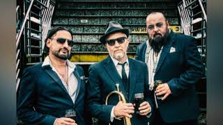 Fun Lovin' Criminals  -  Friday night