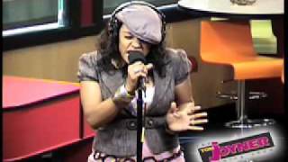 Lina sings &quot;Dont say nothing&quot;