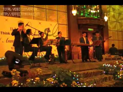 Eswest live fusion band