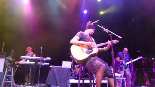 People In The Middle