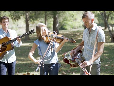 Walls of Time - The Petersens (LIVE)