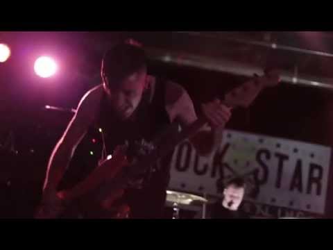 Hail to the King - Paper Street (Official Live Music Video)