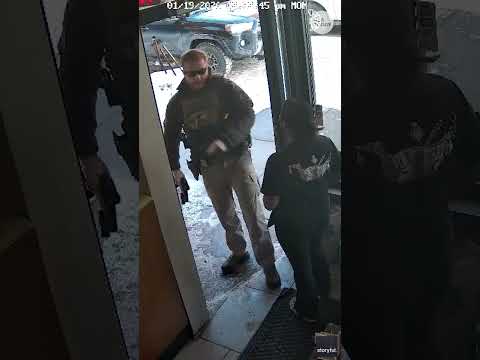 ICE agent enters St. Paul restaurant with gun drawn, video shows