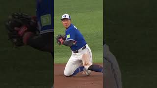 Kazuma Okamoto with a slick play ???? | 岡本和真ハイライト