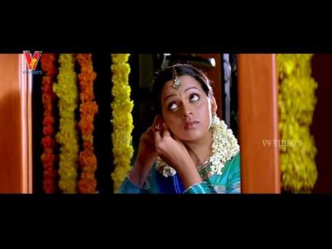 Jayam Ravi gives liplock to Bhavana | Paga Telugu Movie Scenes | V9 Videos