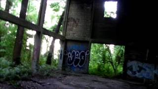 preview picture of video 'NORTH POINT (BAY SHORE PARK)  ABANDONED POWER PLANT'