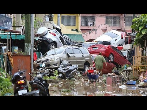 Taifun Kalmaegi tötet zwei Menschen, vertreibt Tausende auf den Philippinen