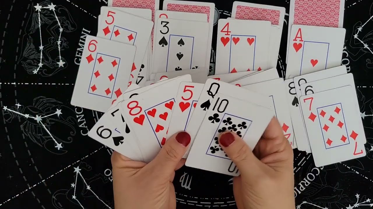 Does he or she love me? ❤️💞 4 Kings Reading using Playing Cards 🎴