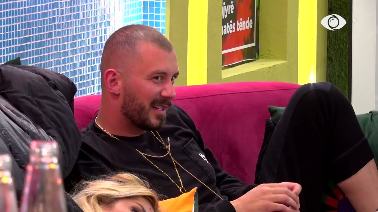 “Të iku Lisi e u pajtove me Gracianon”/ Agravon debati mes Rozës dhe Romeos: O e vetmuar