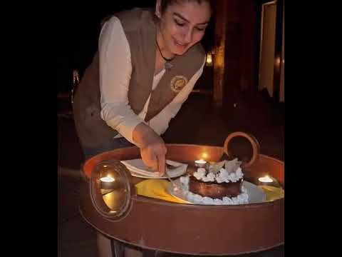 RAVEENA TANDON BIRTHDAY CAKE CUTTING