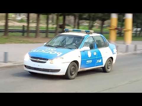 Chevrolet Corsa classic móvil de la policía de la provincia de santa fe en puerto general San Martín