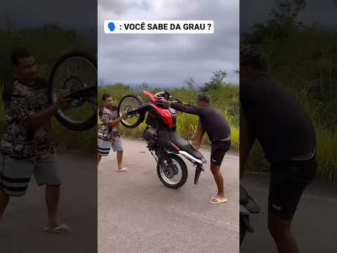 Quem aí sabe dar grau? #motos #moto #grau #grauecorte #shorts https://shope.ee/1VbisD2fBr