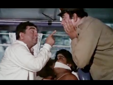 Bombay To Goa Funny Scenes - Iska Muh Kyu Band Hai? - Mukri & Jr.Mehmood