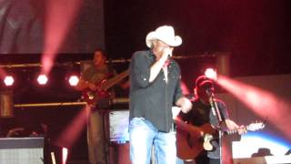 Toby Keith &#39;You Shouldn&#39;t Kiss Me Like This&#39; Laughlin NV