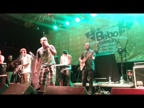 BLOCOSAMBA - Buque de Flores ( Bebo Direito 2014 Ilha Shows)