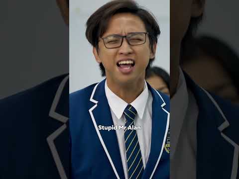 Ren Yi Xiang gets a flashback from the army 😨