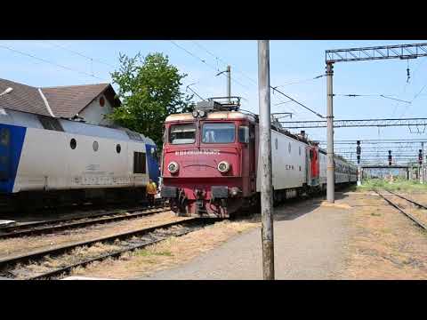 2372 cu EA 137 0 și EC 129 3 sosire Simeria