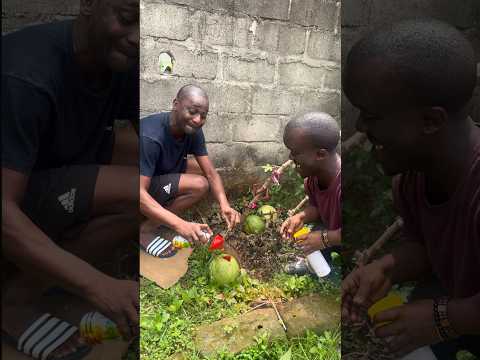 Crazy fruit sellers 😂 #funny 