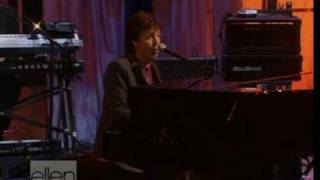 Paul McCartney - Fine Line (live Ellen Show 2005)