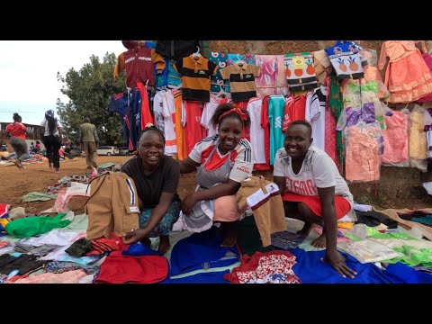 Mother in law and daughter in law shopping 🛒 together, in our local market 