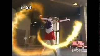 Hollow heroes seperate as they run. video