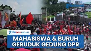 Buruh & Mahasiswa Bersatu Rayakan May Day di DPR RI, Bawa Replika Trump hingga Aksi Tabur Bunga