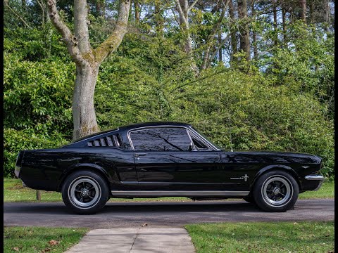 1965 Ford Mustang 2+2 Fastback 289 V8 | Black On Black - Full WalkAround