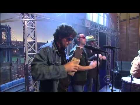 Diamond Rugs - Blue Mountains LIVE ON THE LATE SHOW with DAVID LETTERMAN 6/25/12