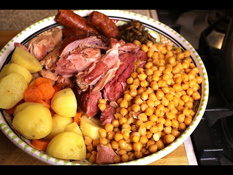 How to Make Spanish Chickpea Soup - Cocido