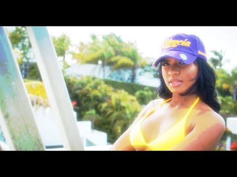 R1 La Esencia - Va Fuma (Video Official) “Fumando Con La Esencia”@MaffioGlobal