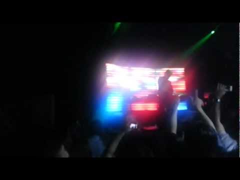 Heatbeat (Mathias Faint) - Chow Mein Live @Vertigo, Kuala Lumpur