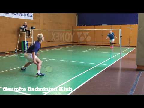 Søren Hald (Gentofte) vs. Axel Henrik Parkhøi (Skovshoved) badminton match 1st set