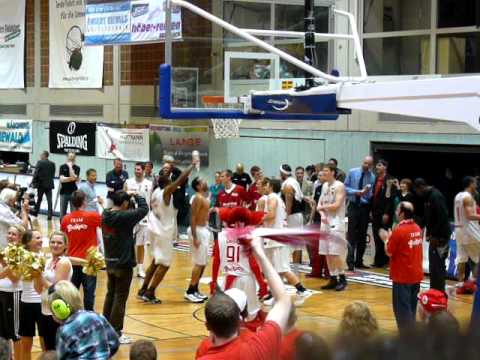 Paderborn Baskets haben Bayern München besiegt - Freude pur