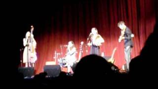 The Wailin' Jennys (5/9) "Motherless Child" live at the Ellen Theatre, Bozeman 2/4/11