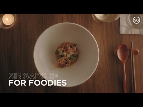 A soma de nós: os criadores de alimentos e sabores de Cingapura