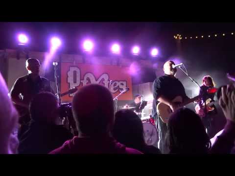 Pixies-U-Mass-Pappy and Harriet's-2014