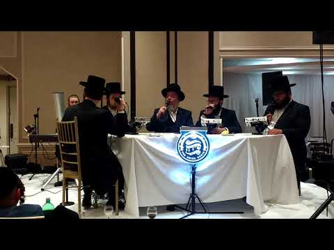 Shira Choir With Pinky Weber  - Unesane tokef