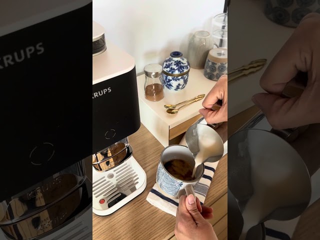 Video Teaser für Krups Coffee Crush Test & Bewertung von May B.: kompakte 15cm Kaffeemaschine im Check