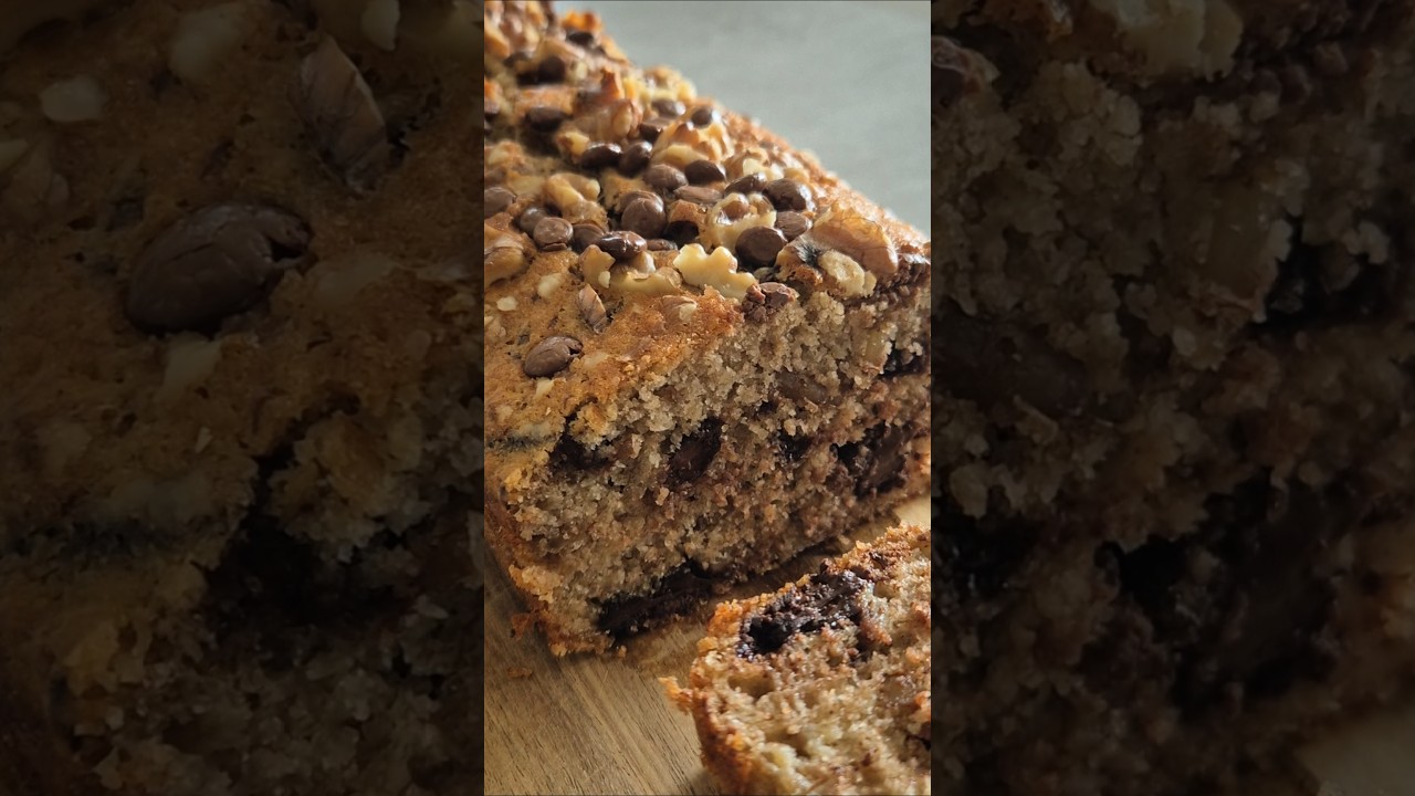 YouTube-Video: Chunky Monkey Banana Bread: Saftiges Bananenbrot im American Style