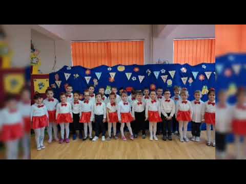 Grupa mare "Ștrumfii" alături de doamnele educatoare Tita Narcisa și Apopii Ramona