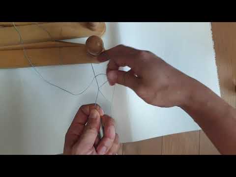 SMC sliding knot with knot pusher