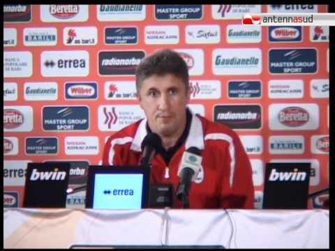 TG 21.10.11 Torrente: "Contro la Juve Stabia voglio un Bari di carattere e personalità"