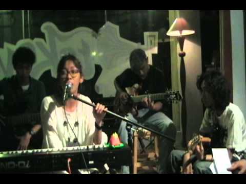 "Universe" - Puti Chitara (Live in Acoustivity)