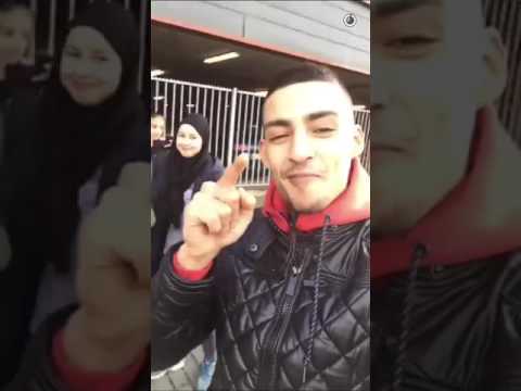 Boef met Hanni Hanna in Mercedes