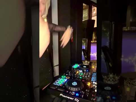 Promotional video thumbnail 9 for DJ Reggie Y2K