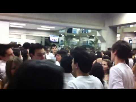 Saída da colação de grau 3º colegial sala 1/2/3