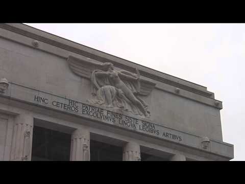 Eine Dokumentationsausstellung unter dem Siegesdenkmal Bozen