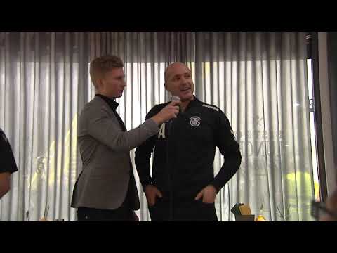 Eftersnack i Västra Porten